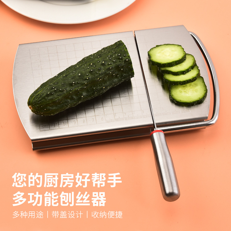 Stainless steel grater box, multi-purpose kitchen peeler, potato slicer, fruit and vegetable grater, wholesale grater box Application Scenario