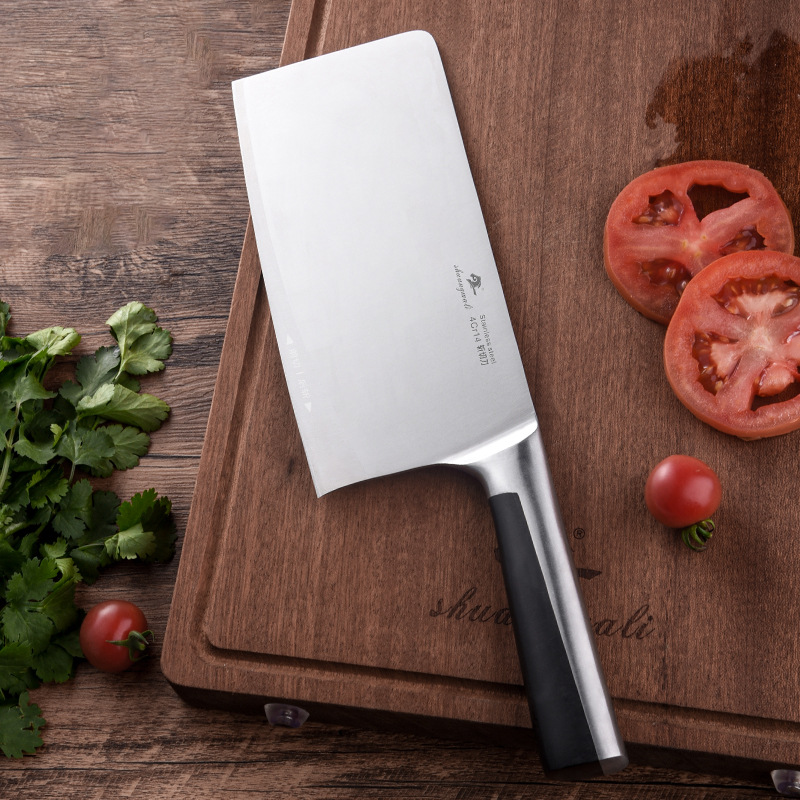 Stainless steel slicer for household use, cutting vegetables, meat, chicken bones and pork ribs. Chef's meat slicer, sharp and durable kitchen knife Application Scenario