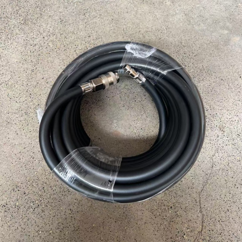 High-pressure products like plastic flexible hoses, air pipes with European-style joints, three-in-one German joints, 10-meter and 15-meter air ducts, and cross-border products full figure