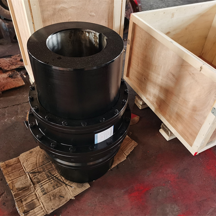 The Haicheng internal and external gear coupling forging GIICL through connection drum-shaped gear backrest wheel is made of 42crmo material Specification drawing