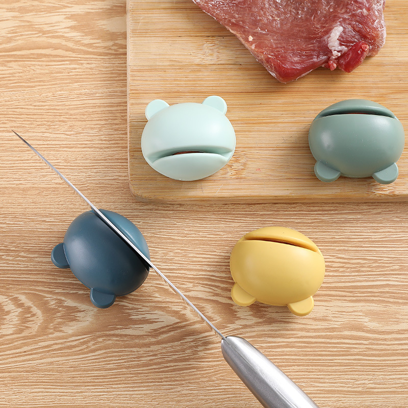 Cartoon Frog knife sharpener, household manual quick knife sharpener, multi-functional kitchen knife speed sharpener, portable scissors sharpener details Picture