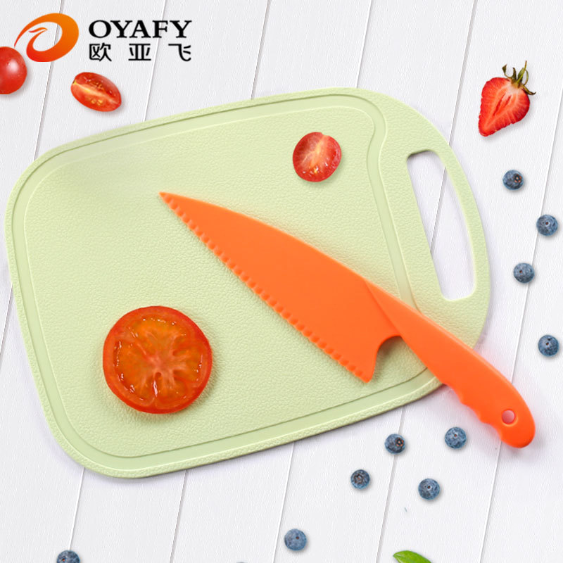 Children's plastic fruit knife, serrated bread knife, baking cheese bread dessert cake knife, fruit pulp knife, vegetable knife Specification drawing