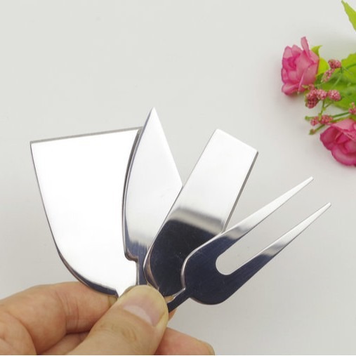 Stainless steel cheese spatula, cheese knife, cheese fork, cheese small meat knife, cheese tool set Application Scenario