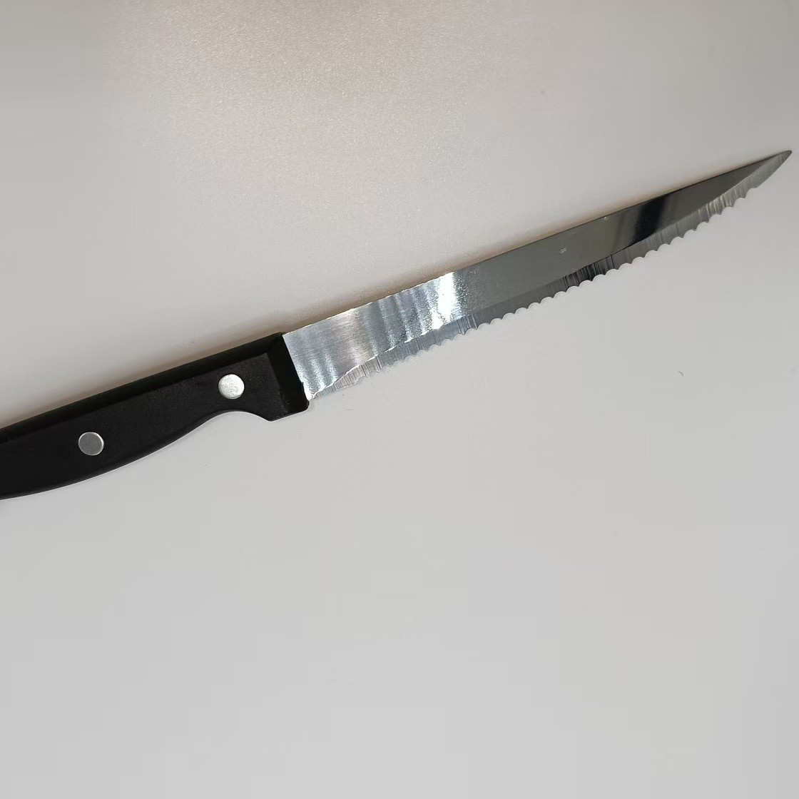 Stainless steel super-sharp serrated Western-style knives in stock, restaurant and hotel tableware, camping Western-style steak knives in stock Specification drawing