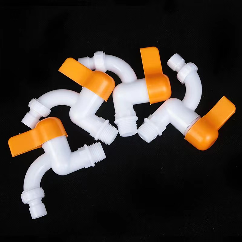 Two-yuan store plastic 4-fen faucet faucet nozzle household faucet two-yuan store hardware store supply Application Scenario