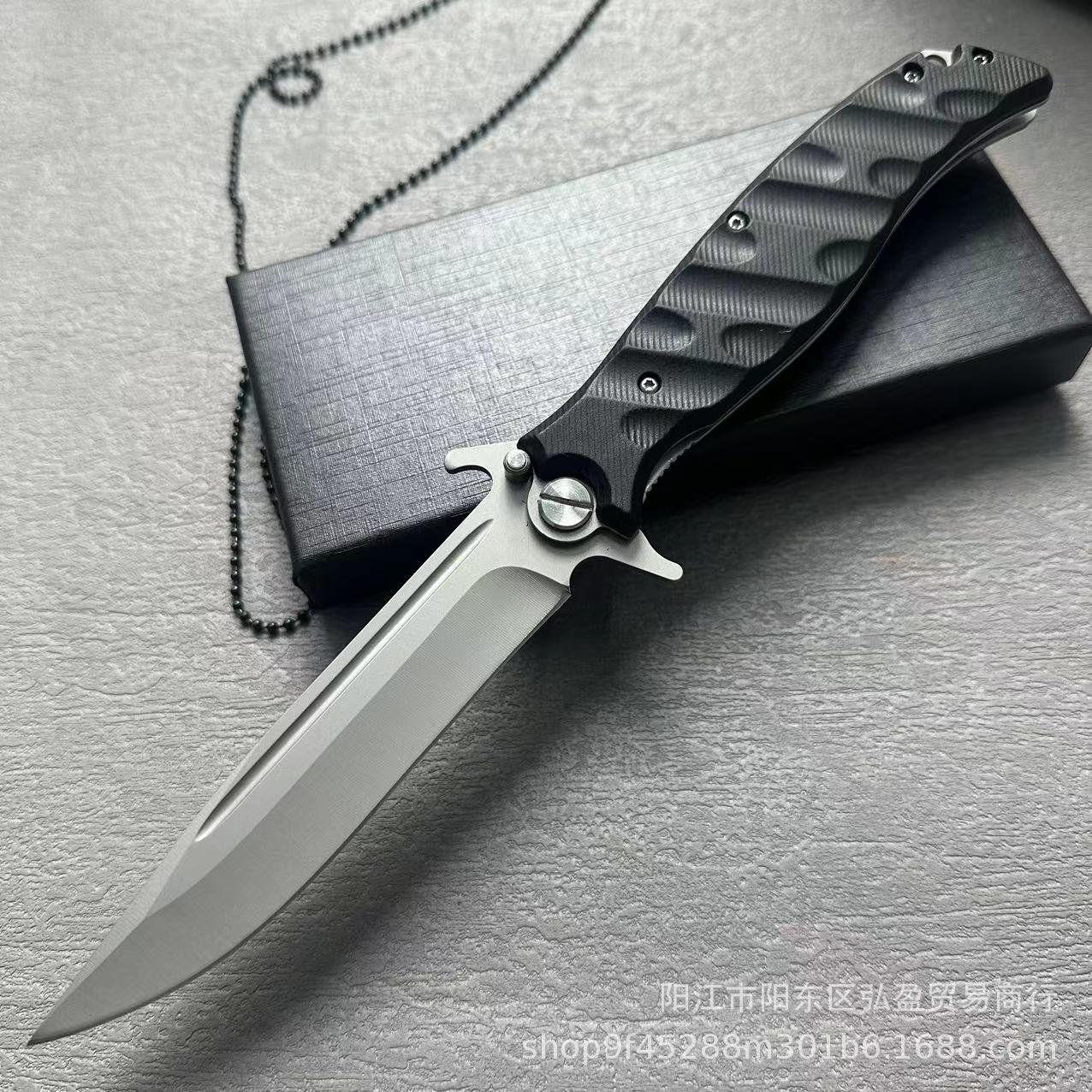Outdoor high-hardness carbon fiber handle folding knife, sharp folding knife for camping survival, car self-defense, household fruit knife details Picture