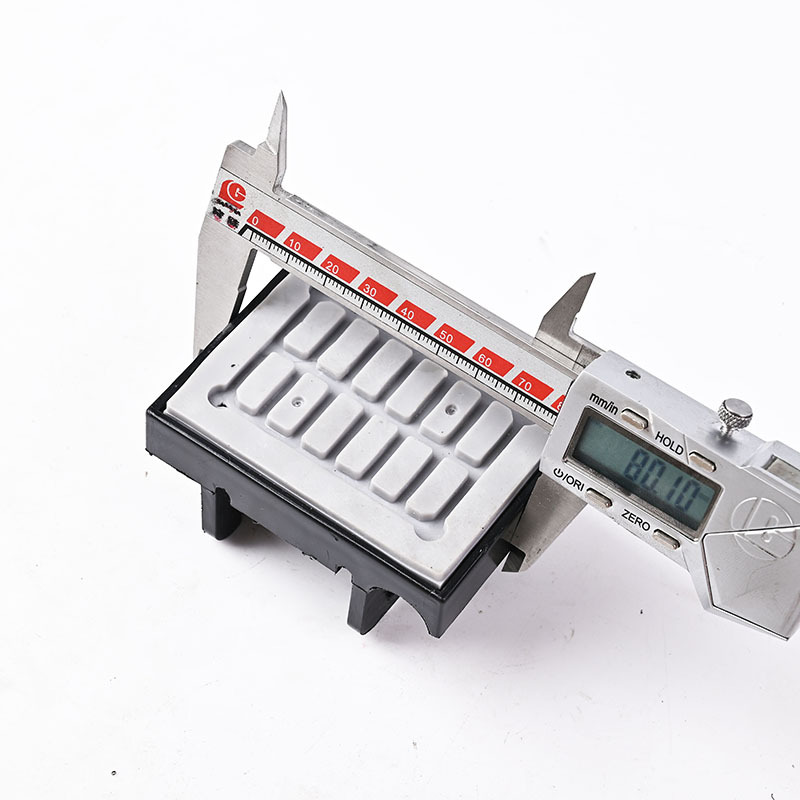 Cross-border products of fully automatic edge banding machine rubber conveyor chain blocks from Qingdao manufacturers details Picture