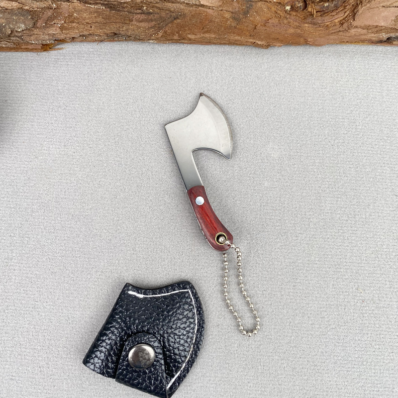 Mini knife, keychain, small kitchen knife, non-folding knife, pendant, accessory, gift knife, express delivery knife, portable knife, key knife Application Scenario