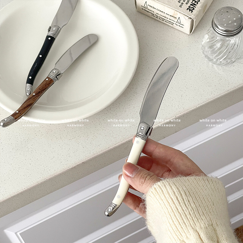 Japanese tableware: butter knife, spatula, cheese knife, bread spread knife, cute table knife, cheese knife, jam knife, butter knife Application Scenario