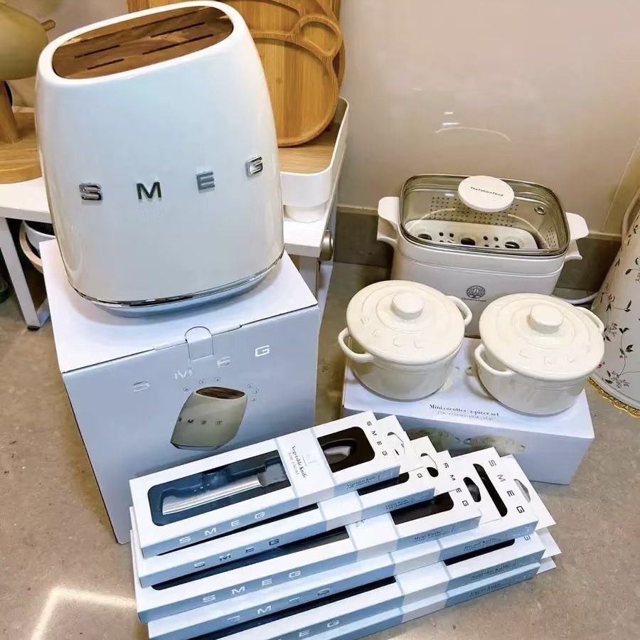 Factory direct sales SMEG cream kitchen knife set, retro household stainless steel kitchen knife rack Specification drawing