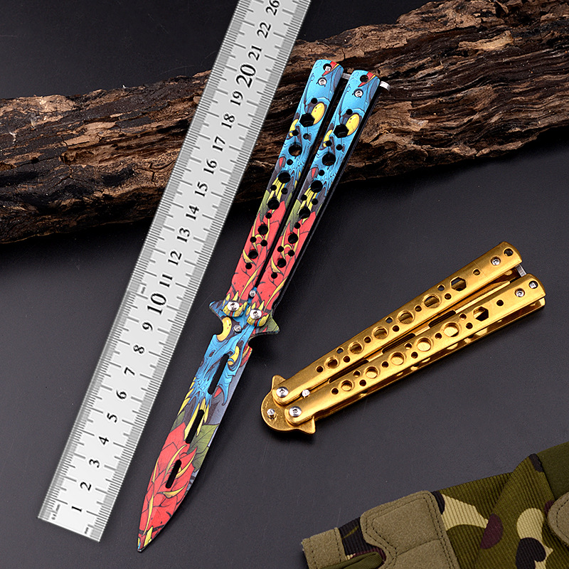 The manufacturer's CSGO game double-pointed butterfly knife tool is made of stainless steel. It is used for training without cutting edges, folding knives, swinging knives, and folding knives details Picture