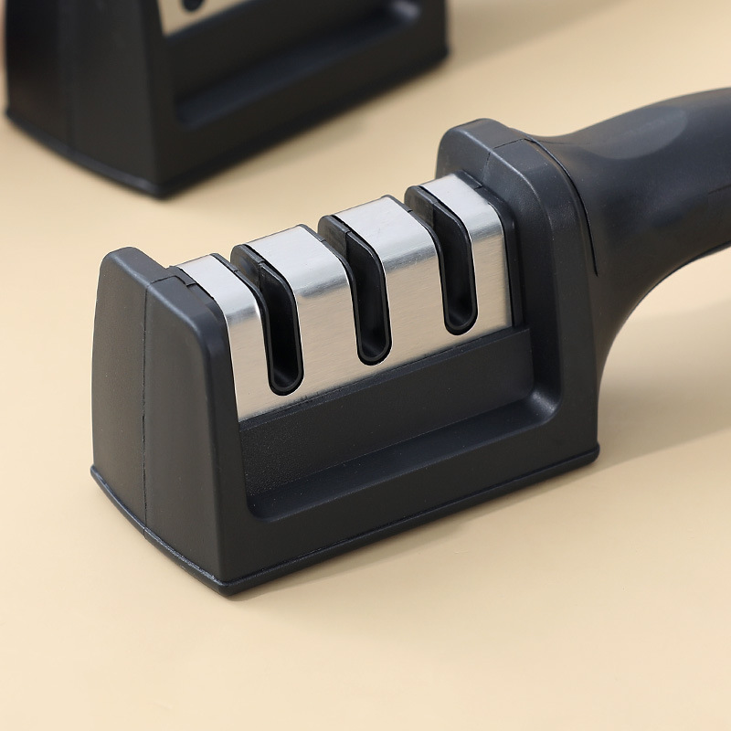 Yangjiang multi-functional household four-section knife sharpener, stone rod three-section quick wholesale knife sharpener and sharpening tool Application Scenario