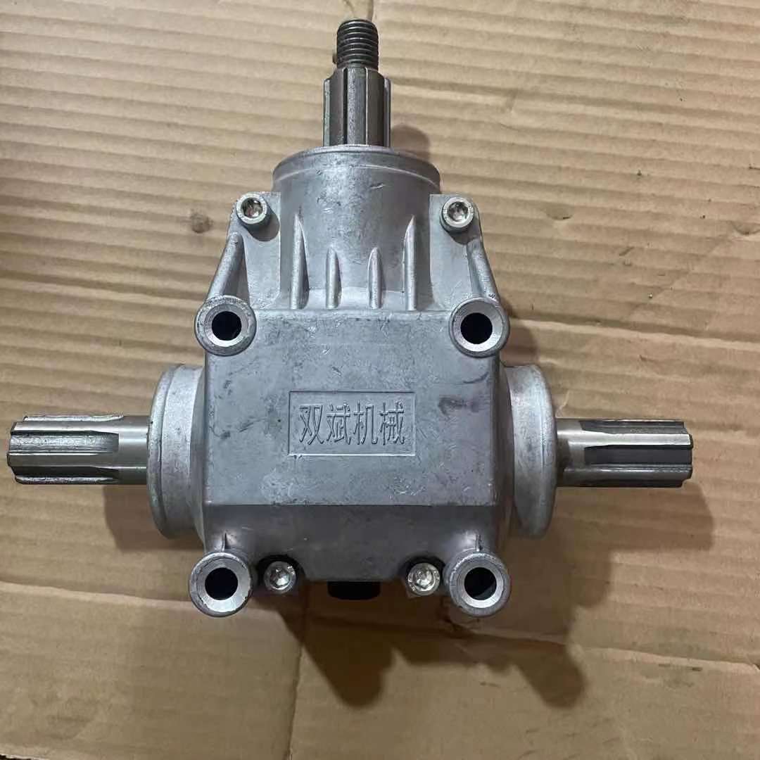 llT type L-shaped 90-degree right-angle box reduction gearbox with a speed ratio of 1:1, gear module of 4, arc-shaped tooth cross reversing box Application Scenario
