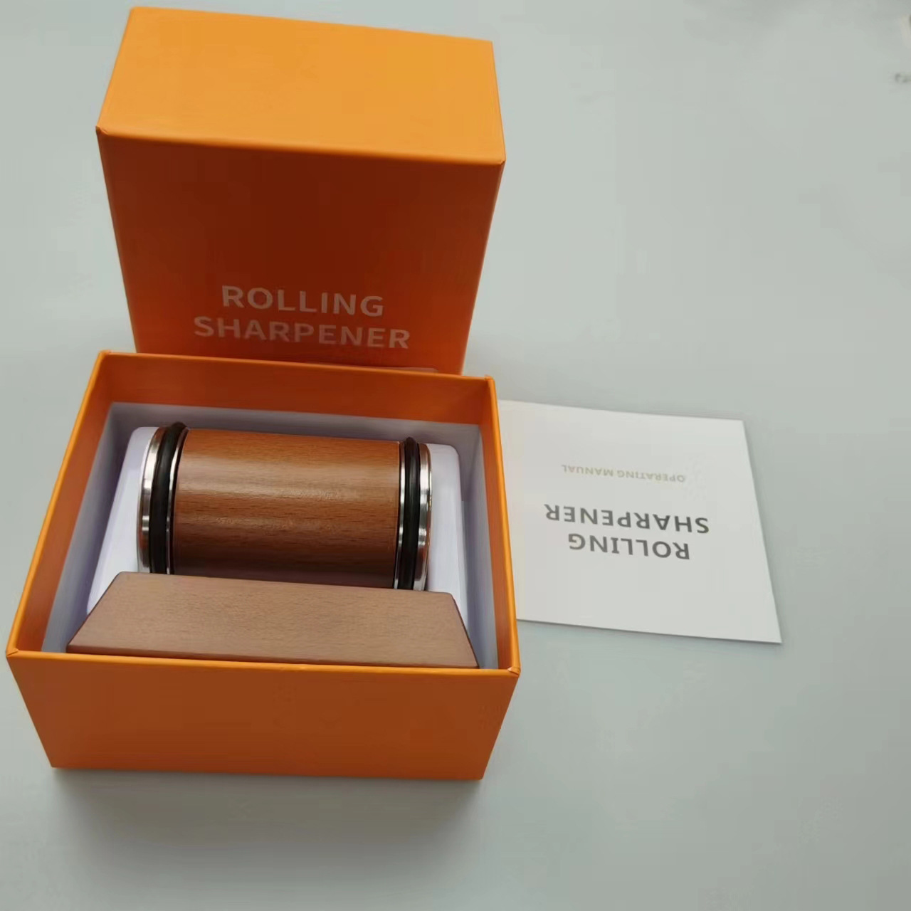 Rolling Knife Sharpener, tungsten steel adjustable Angle cylindrical set Application Scenario