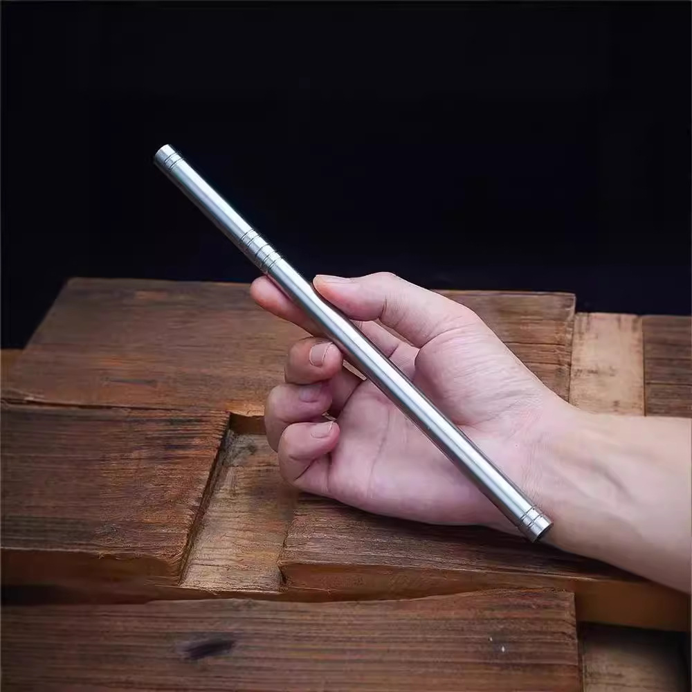 Fruit knife, King Mini stick, portable hand-held meat knife, household one-piece tea knife, camping sharp straight knife Application Scenario