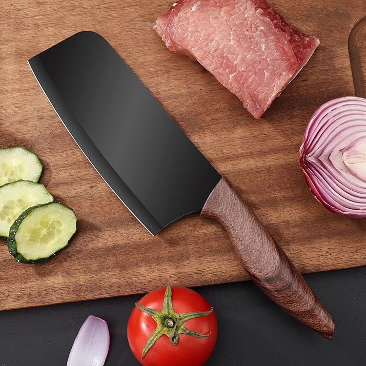 The multi-functional anti-rust and anti-sticking kitchen knife, made of 30cr13 stainless steel, is a sharp and hand-cut tool for cutting vegetables and meat Application Scenario