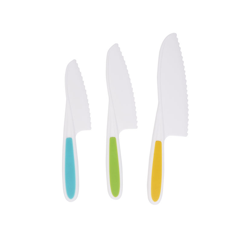 Plastic knife set, specially designed for early education in kindergartens, non-harmful to hands, children's vegetable cutting toys, serrated cake knives, and complementary food knives Item Picture