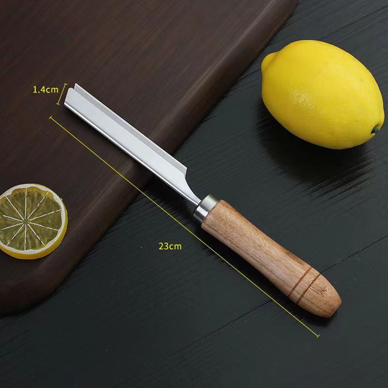 Stainless steel hair scraper for shaving pig hair. Special knife frame for shaving pig hair. Household hair removal and shaving tools. Pig hair scraper for shaving Application Scenario