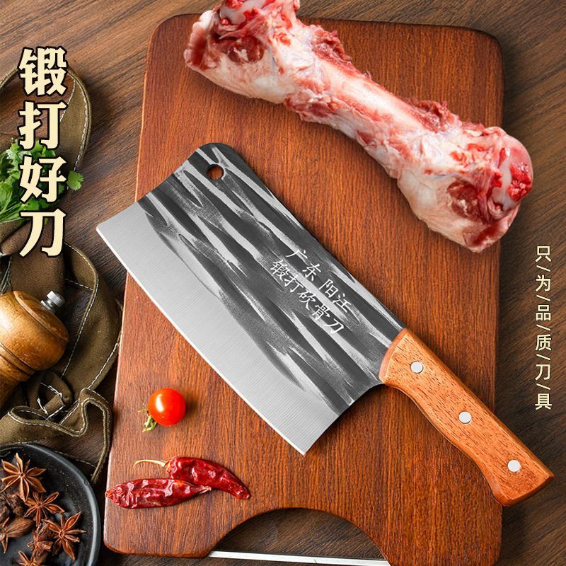 Yangjiang kitchen knife is a sharp household knife for cutting large bones in the kitchen. It is a heavy-duty, forged and thickened cutter specifically designed for chefs Application Scenario