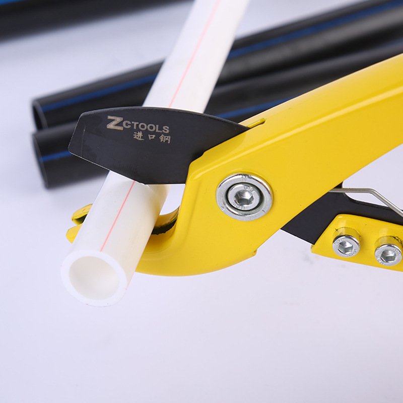 PVC pipe cutter manufacturer wholesale PPR pipe scissors, aluminum-plastic pipe scissors, engineering home decoration water pipe quick cutting knives Application Scenario