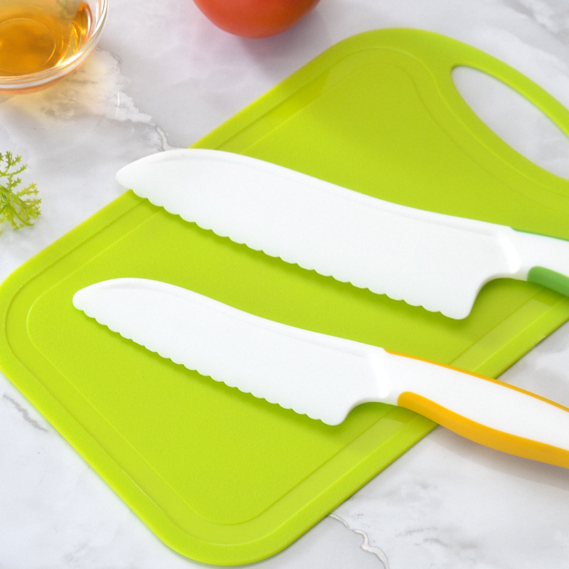 New kindergarten early education hand-friendly sawtooth knife, cutting board knife, peeler knife, children's plastic knife set, safe Item Picture