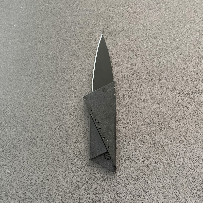 Outdoor credit card folding knife, multi-functional card knife, folding card knife with LOGO tool card Specification drawing
