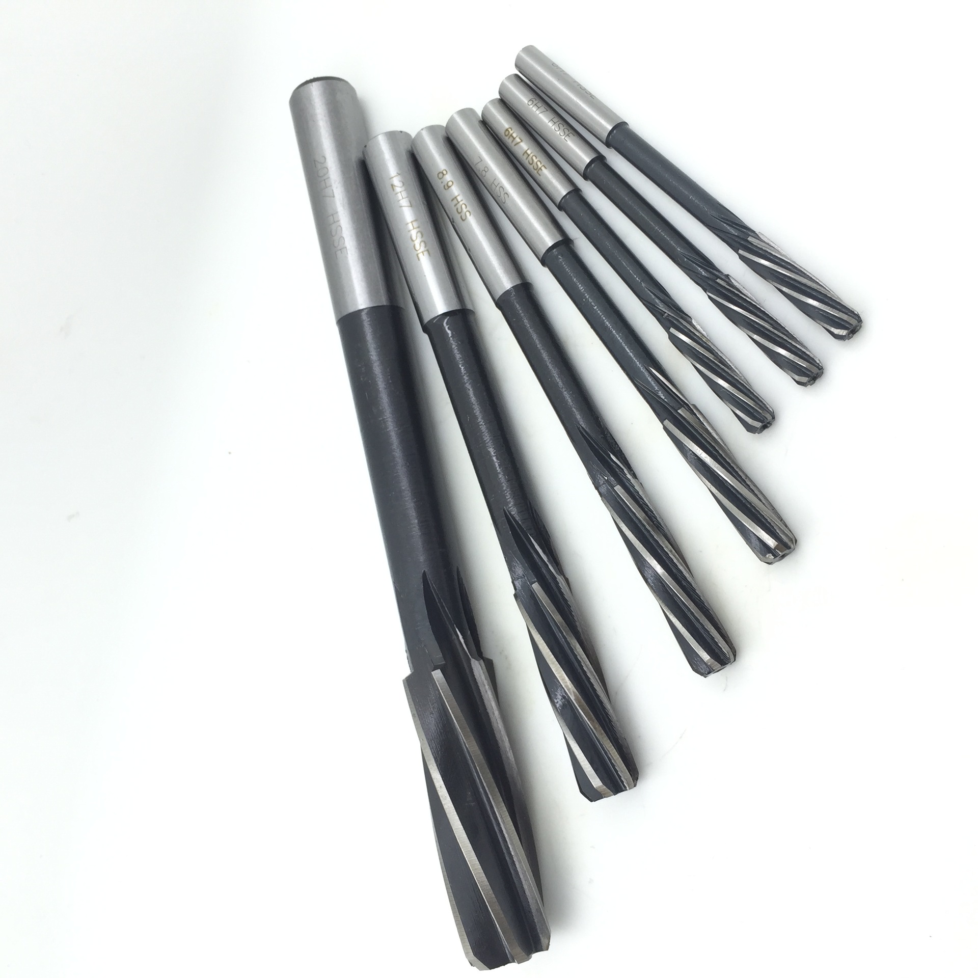 Straight-shank helical reamer high-precision cutter 5.05 5.1 5.2 5.3 5.4 5.6 5.7 5.8 5.9 Item Picture