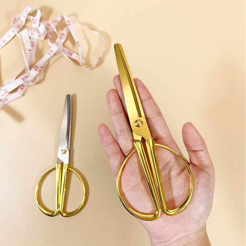 Stainless steel scissors, office and household sewing paper-cutting knives, alloy stationery scissors, hand scissors, portable student scissors Specification drawing