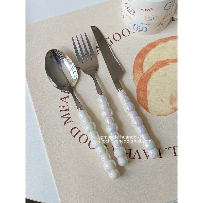 "Gradient Pearl handle tableware" Stainless steel ceramic spoons and forks Western cuisine knife, fork and spoon set for home dining Application Scenario
