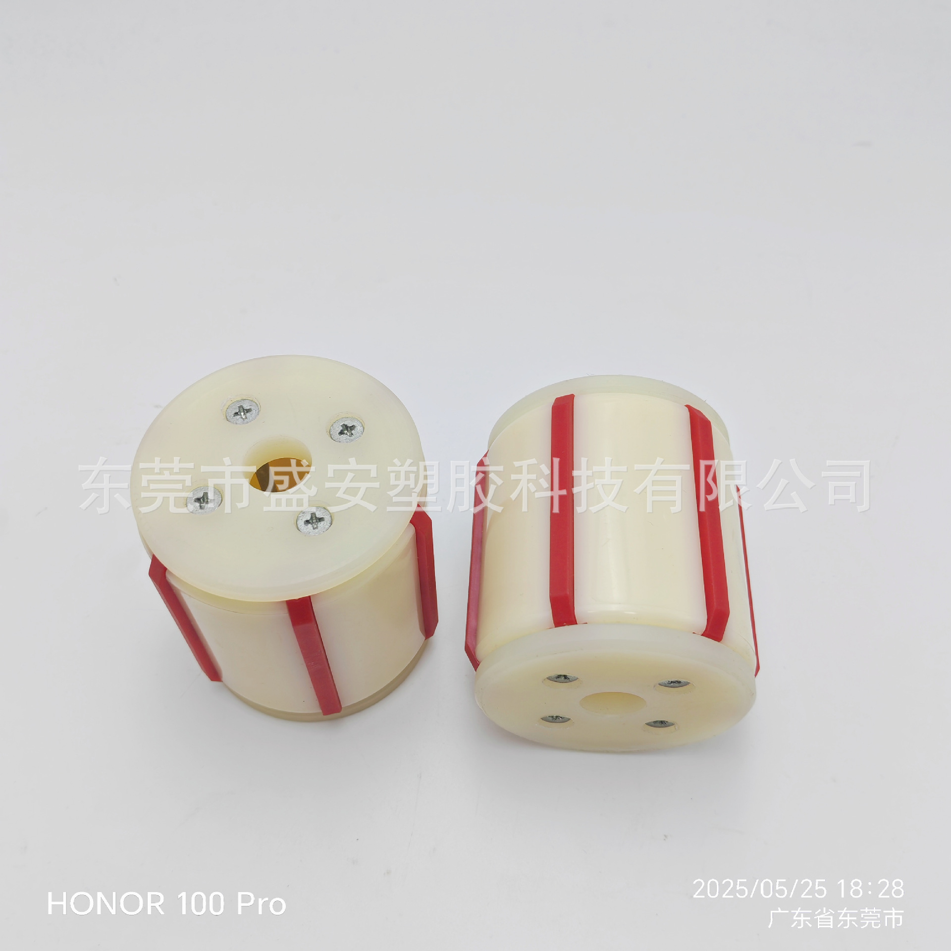 Manufacturer of 3-inch expansion sleeves, nylon bushings, small rewinding machines and plastic tension sleeves for packaging automation equipment undefined