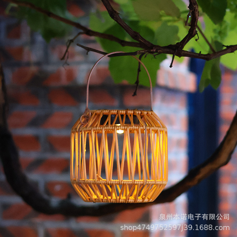 Solar-powered garden lamps, hanging lamps, outdoor atmosphere, garden balcony decoration, Chinese-style chandeliers, bamboo weaving and rattan lanterns details Picture
