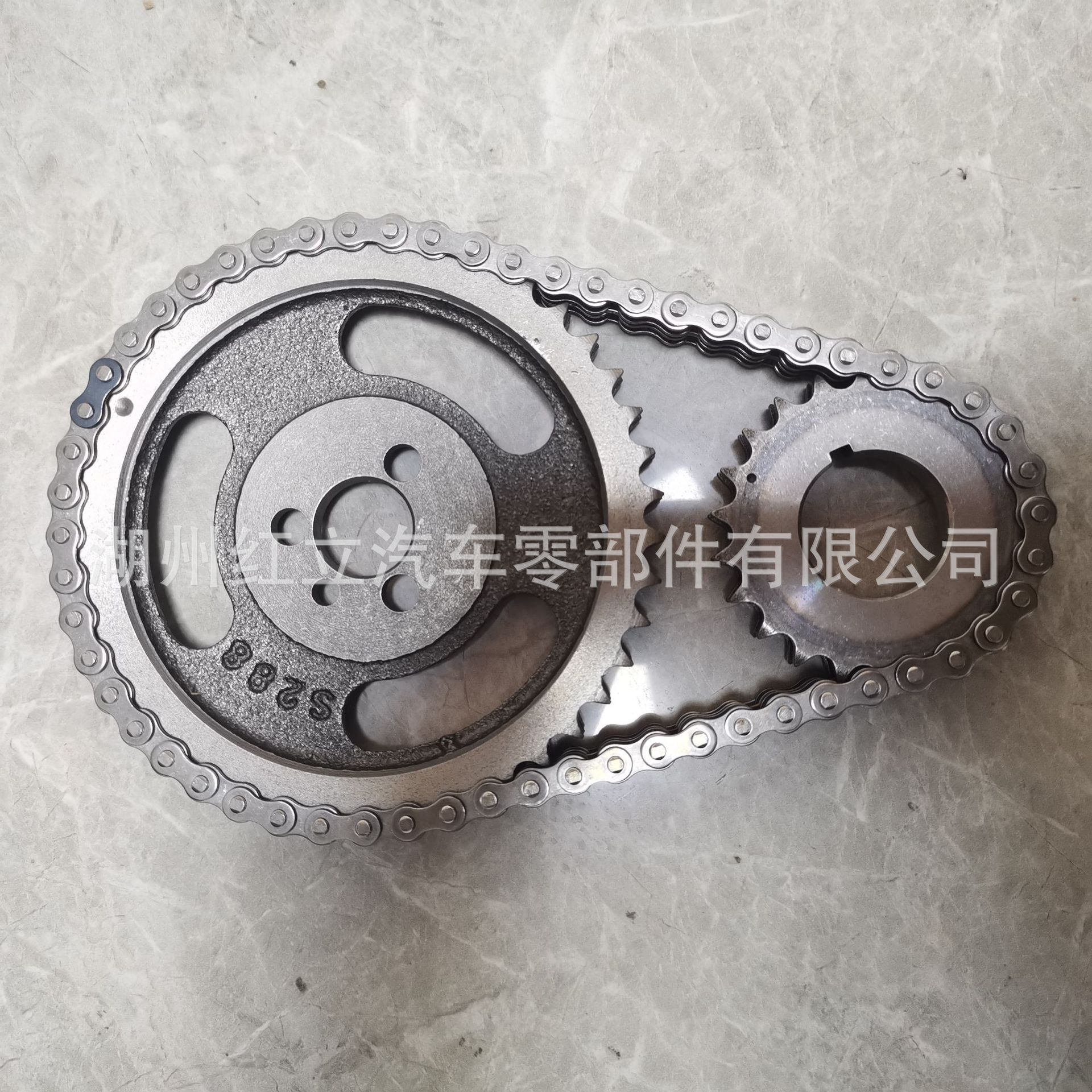 Applicable to Chevrolet SBC 265 267 283 305 307 327CL 5.7L 5.4L timing chain kit Application Scenario