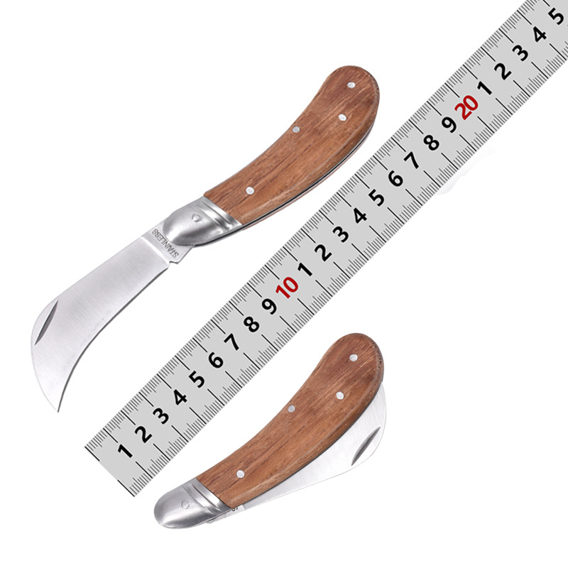 The manufacturer supplies teak wood-handled electrician knives, branch wire knives, carpet knives, outdoor knives, and Yangjiang electrician knives details Picture