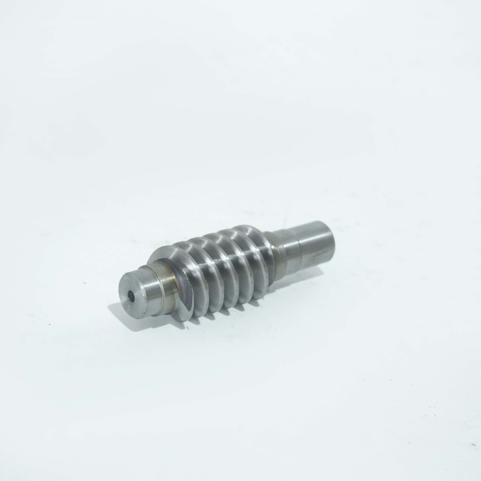Precision worm gear and worm for reducers, micro non-standard worm gear and worm mechanical transmission parts, matching worm gear and worm Application Scenario