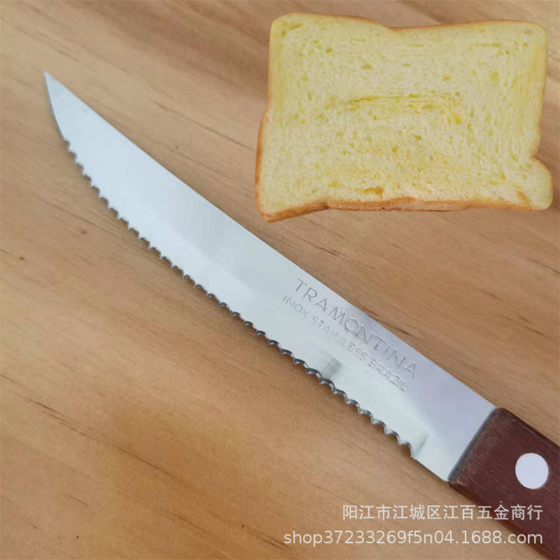 Factory stock of woodblock steak knives, household steak knives, Western food knives, stainless steel serrated small knives, bread and fruit knives Application Scenario