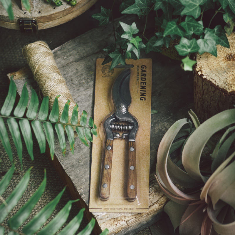 Ash wood wooden-handled pruning and flower pruning art garden fruit tree pruning and flower pruning scissors, labor-saving household gardening tools Item Picture