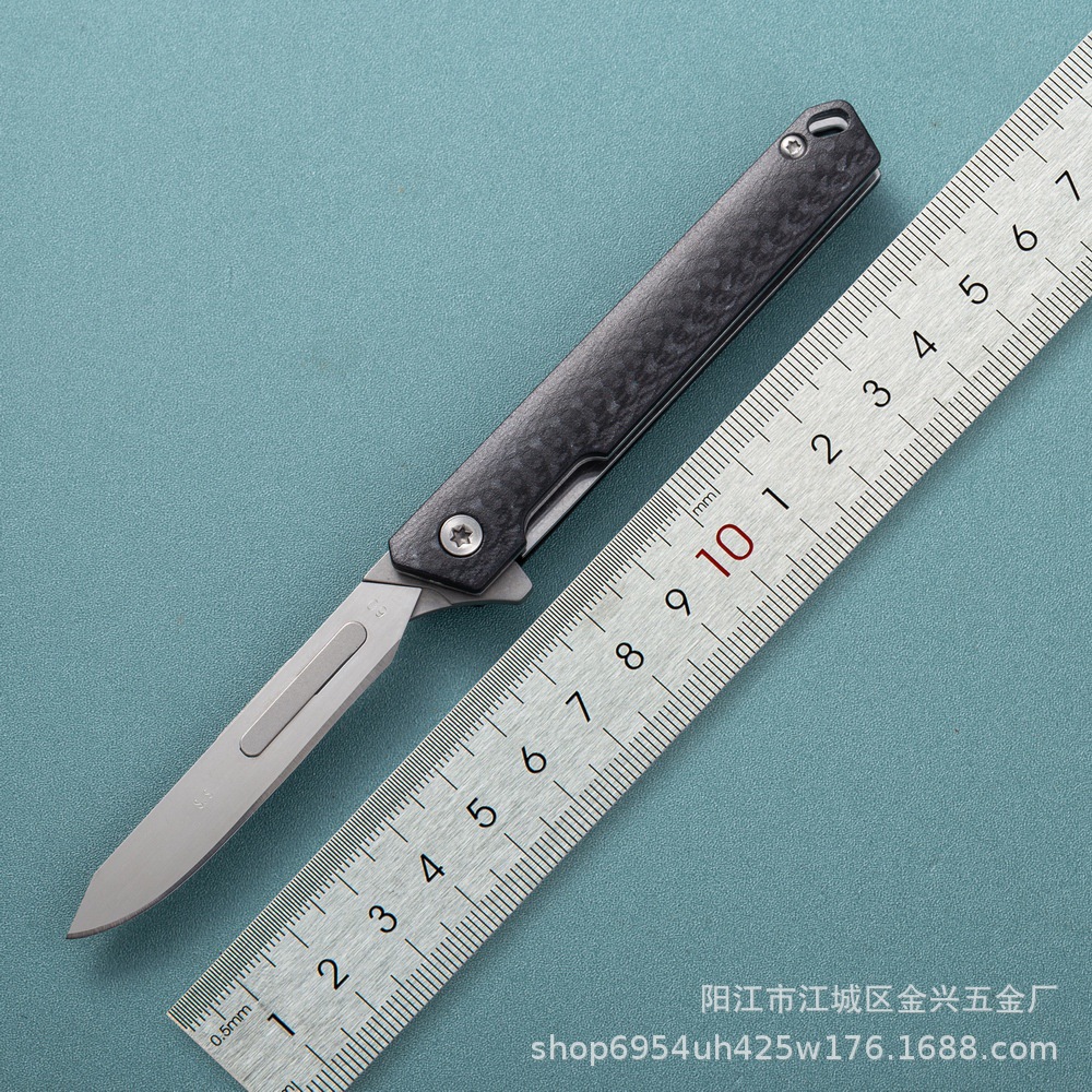 Factory in-stock new folding knife, utility knife, replaceable blade 60 # 440c stainless steel small knife, express knife full figure