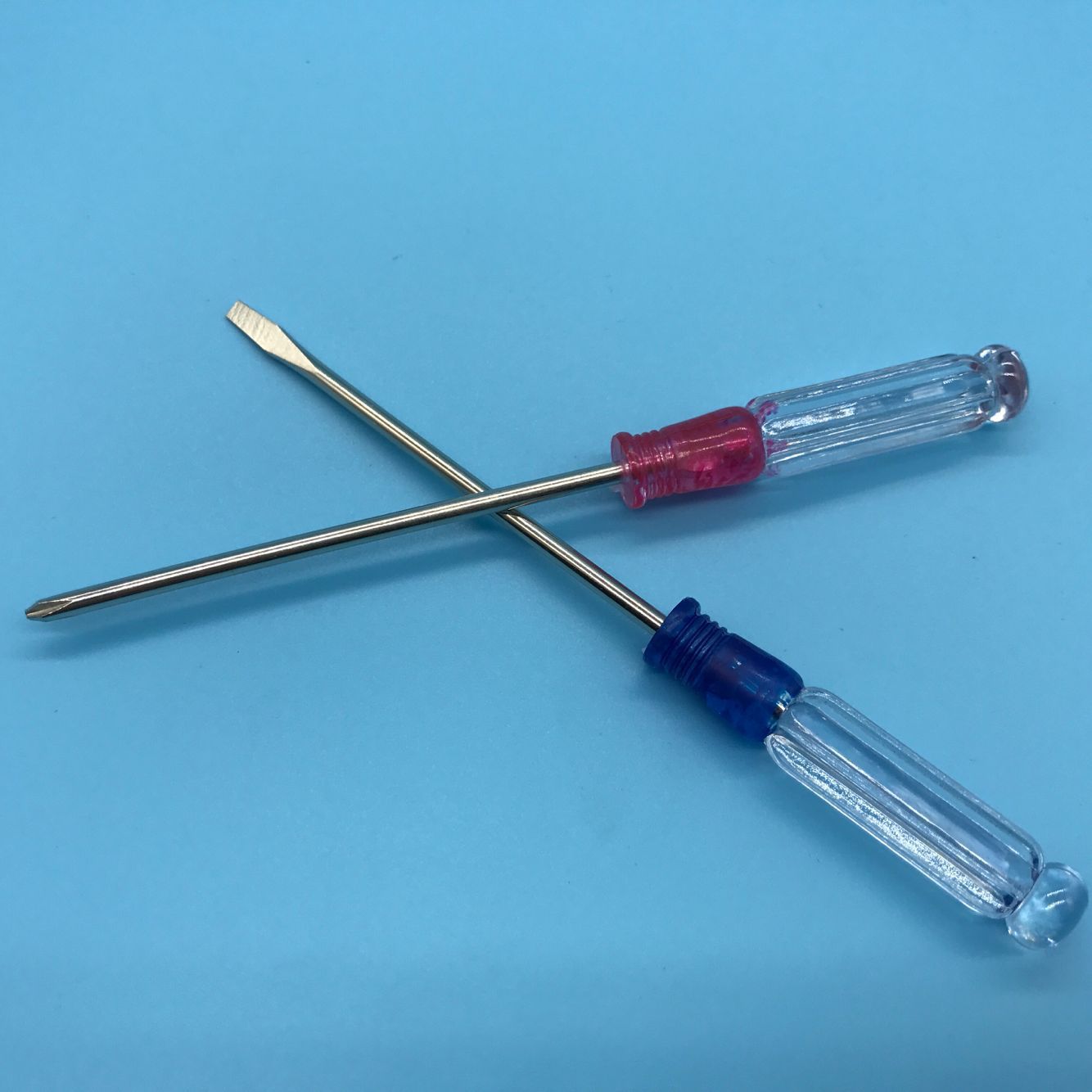 50 crystal screwdrivers per box, small diameter screwdrivers with crystal handles, one or two yuan for supply full figure