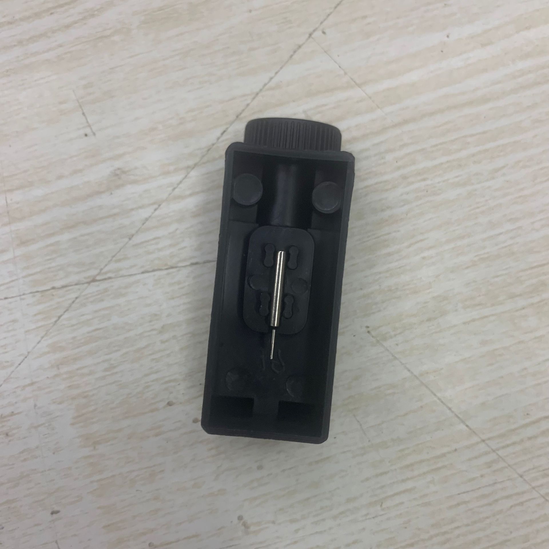 Watch adjuster, watch folding tool, watch length adjustment tool, watch strap remover, needle injector, wrist strap remover undefined