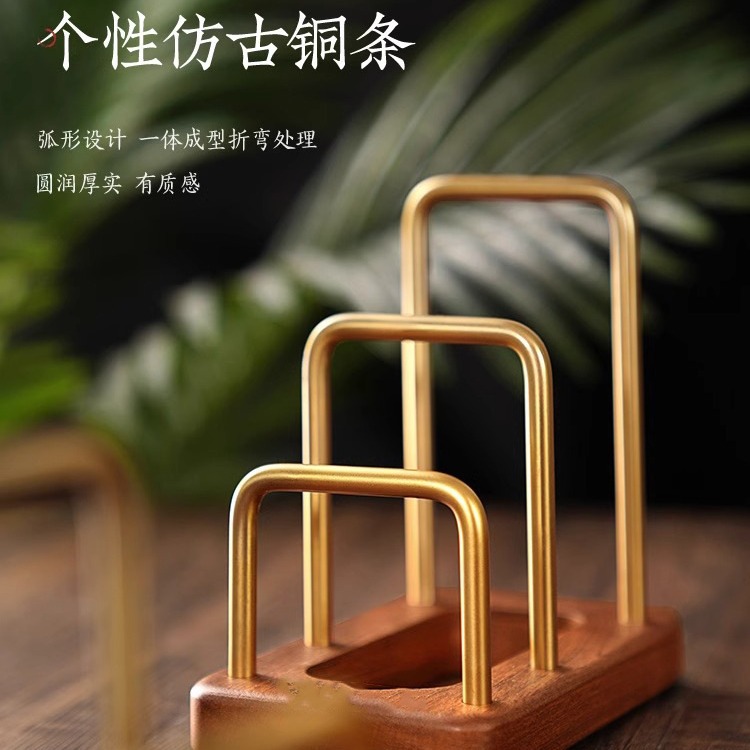 Solid wood cutting board placement rack, household kitchen countertop, knife rack, pot lid rack, chopping board storage rack, knife and cutting board storage rack Application Scenario