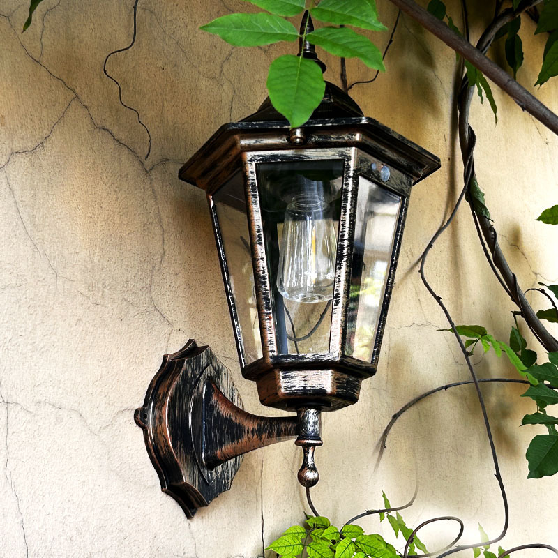 New Chinese-style solar outdoor rainproof wall lamps for villas, gardens, pavilions, corridors, passageways, and courtyard exterior walls full figure