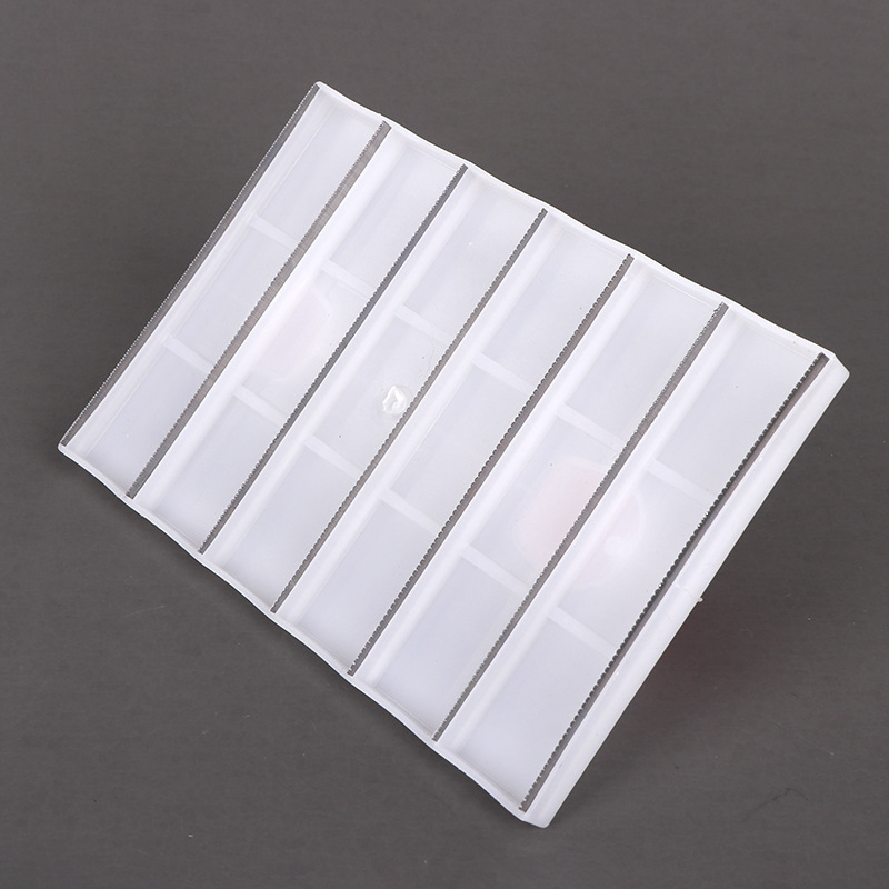 Transparent plastic flat planer, wall leveling tool, corner grinding planer, flat surface grinding, mason's sawtooth planer Application Scenario