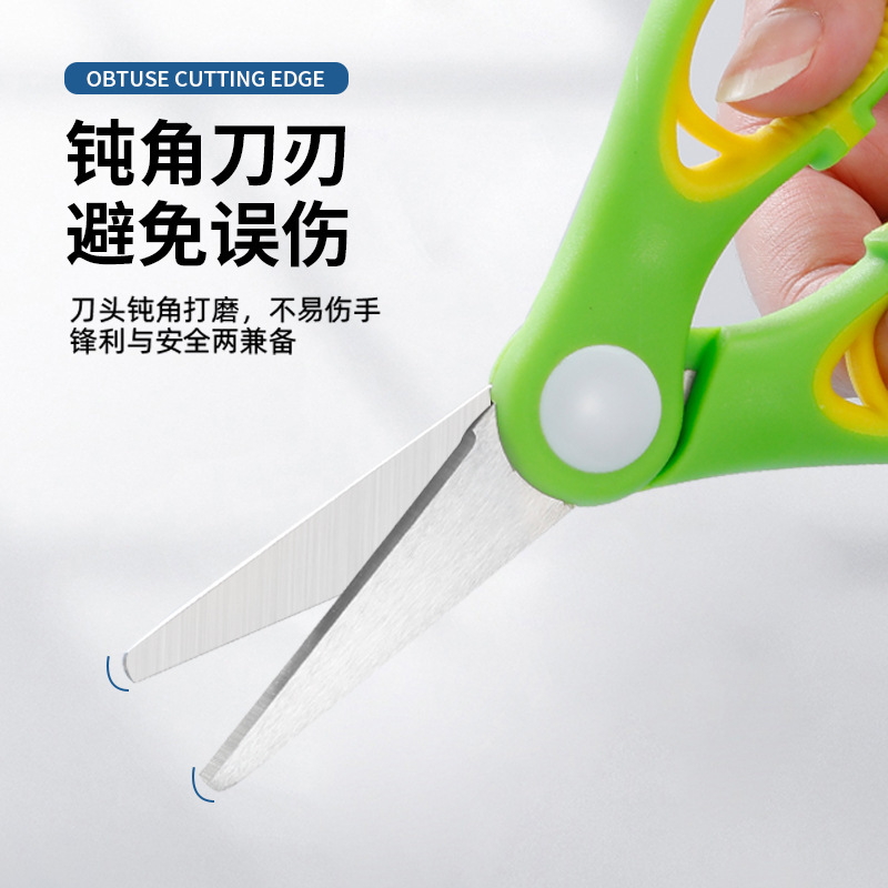 New baby food scissors, stainless steel food scissors, children's safety scissors, suitable for cutting meat and vegetables, portable scissors for takeout Application Scenario