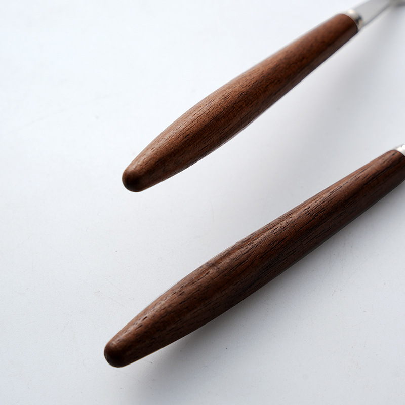 New walnut wood handle 304 stainless steel butter knife, creative cream cheese knife, butter jam spreading knife Application Scenario