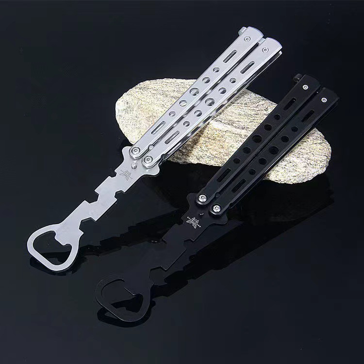 Butterfly knife, unedged csgo Butterfly knife Practice knife, outdoor training knife, folding and swinging knife, colorful comb Application Scenario