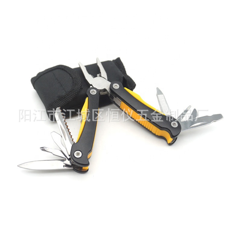 Supply multi-functional pliers, outdoor camping multi-purpose folding pliers, mini portable tool pliers full figure