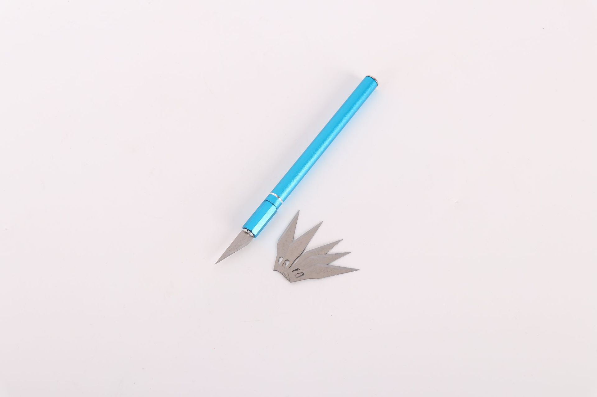 Aluminum rod engraving knife SK2 material, 0.6mm thick blade, multi-functional engraving, paper-cutting pen knife, special engraving knife for hand journals undefined