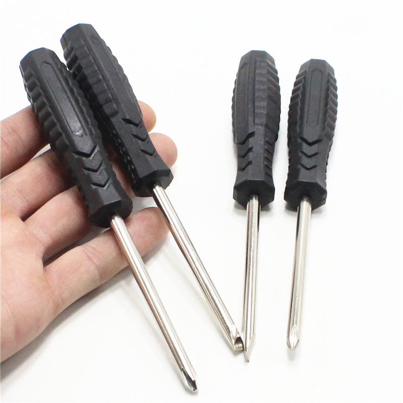5mm cross-shaped flat-head screwdriver with gift, multi-functional disassembly, repair and hardening screwdriver set manufacturer supply Application Scenario