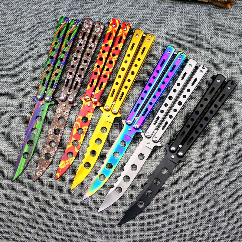 The csgo Butterfly Swing Knife peripheral game from the manufacturer features a fully steel 3D uncut training knife that is foldable and portable for fancy practice Application Scenario