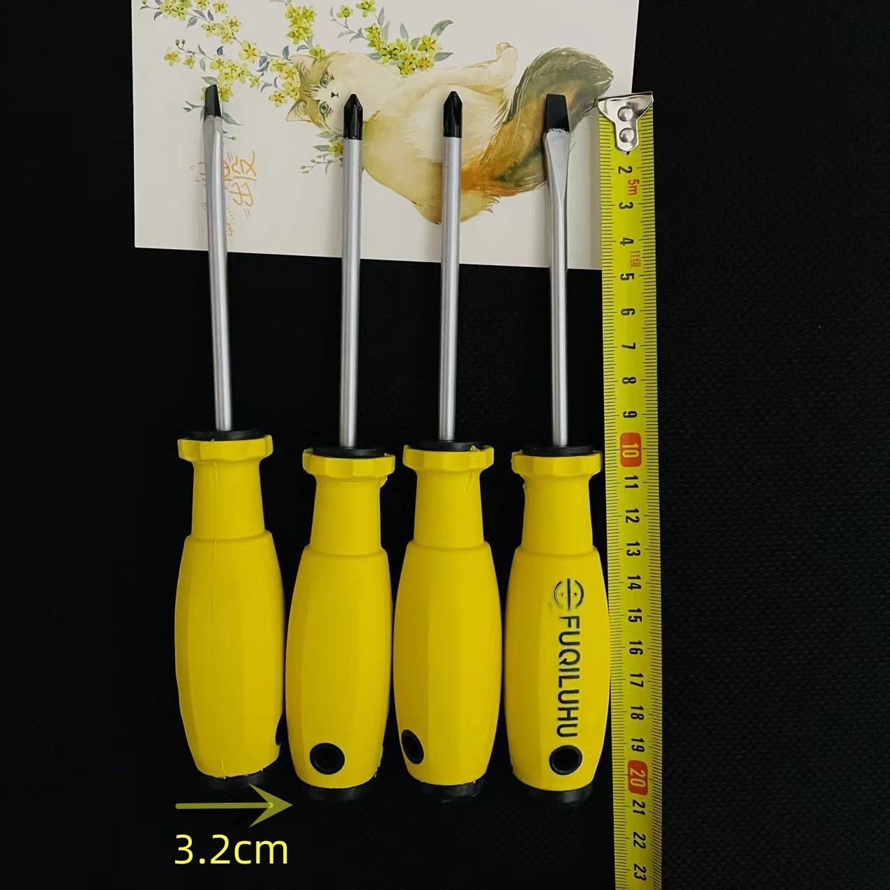 Magnetic screwdriver, cross-head magnetic screwdriver, multiple specifications of screwdriver, cross-head screwdriver, wholesale 2 yuan Item Picture